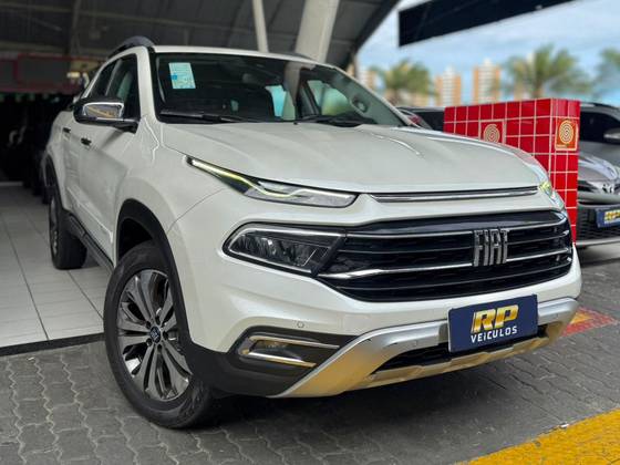 FIAT TORO 1.3 TURBO 270 FLEX VOLCANO AT6 FIAT TORO 1.3 TURBO 270 FLEX VOLCANO AT6